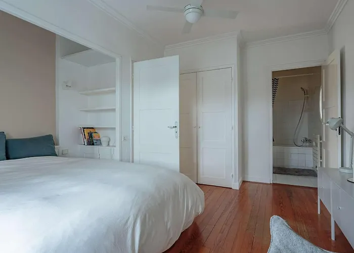 Spacieux 3* A Biarritz, Proche Commerces, Et Centre, Avec Wifi Et Balcon - Fr-1-3-589