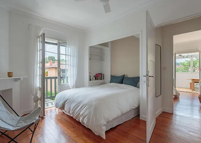 Spacieux 3* A Biarritz, Proche Commerces, Et Centre, Avec Wifi Et Balcon - Fr-1-3-589 דירה ביאריץ